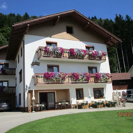 Frühstückspension Sorli 3*